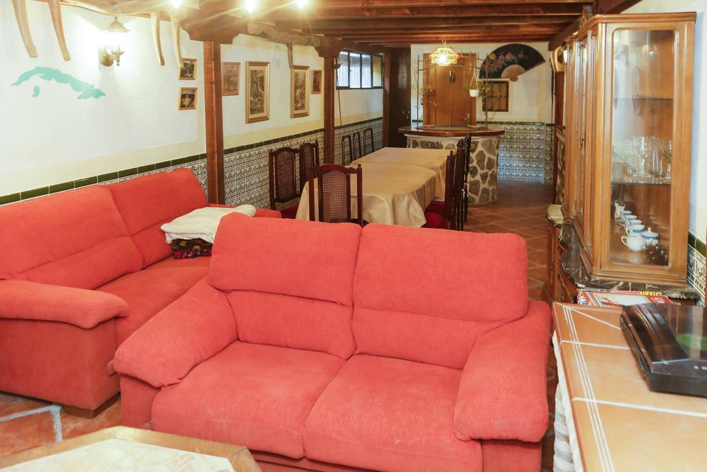 En Casa De Carlos Ortigosa del Monte Ngoại thất bức ảnh