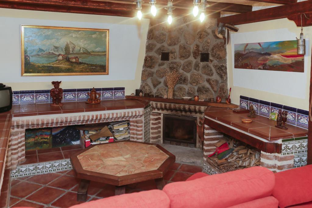 En Casa De Carlos Ortigosa del Monte Ngoại thất bức ảnh